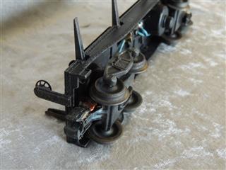 Lionel New B O Log Dump Car Lionel New B O Log Dump Car